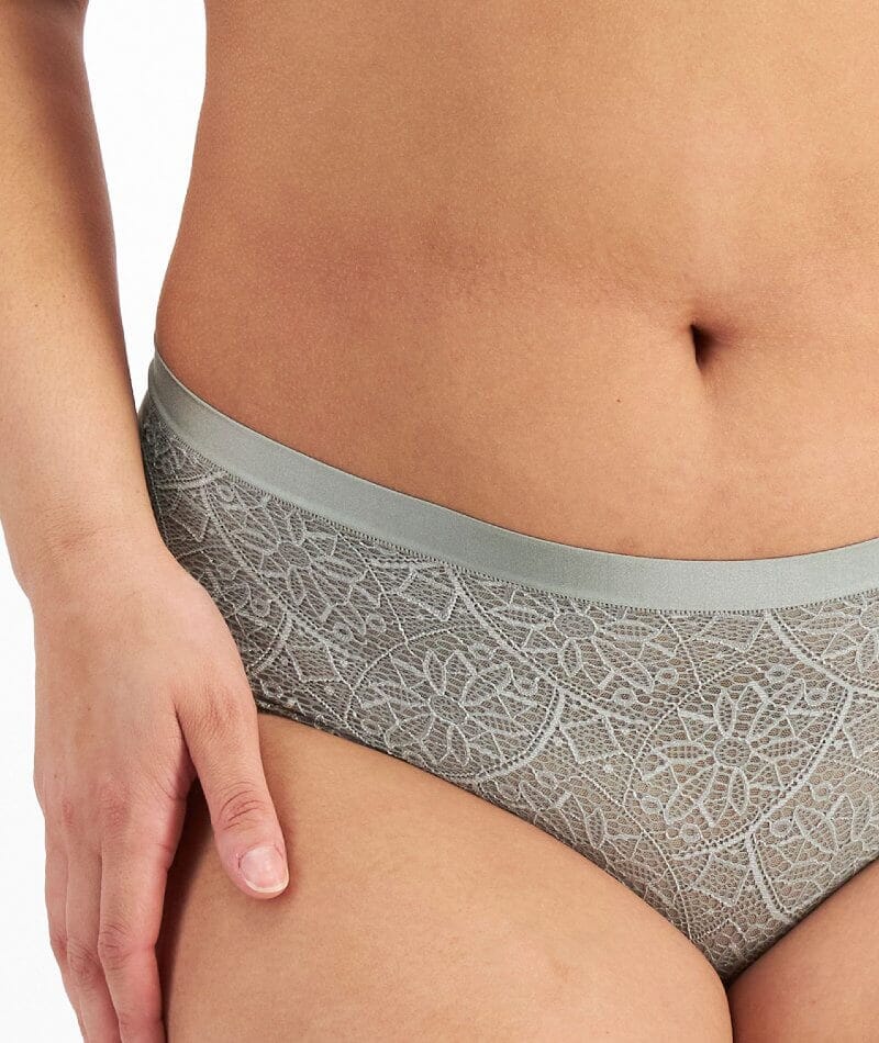 Berlei Barely There Lace Full Brief - Kyoto Knickers 