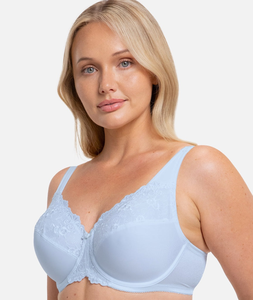 Triumph Embroidered Minimizer Bra - Pure Blue 