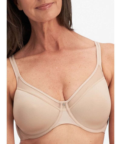 Playtex Ultralight Illusion Neckline Underwire Bra - Nude Bras 