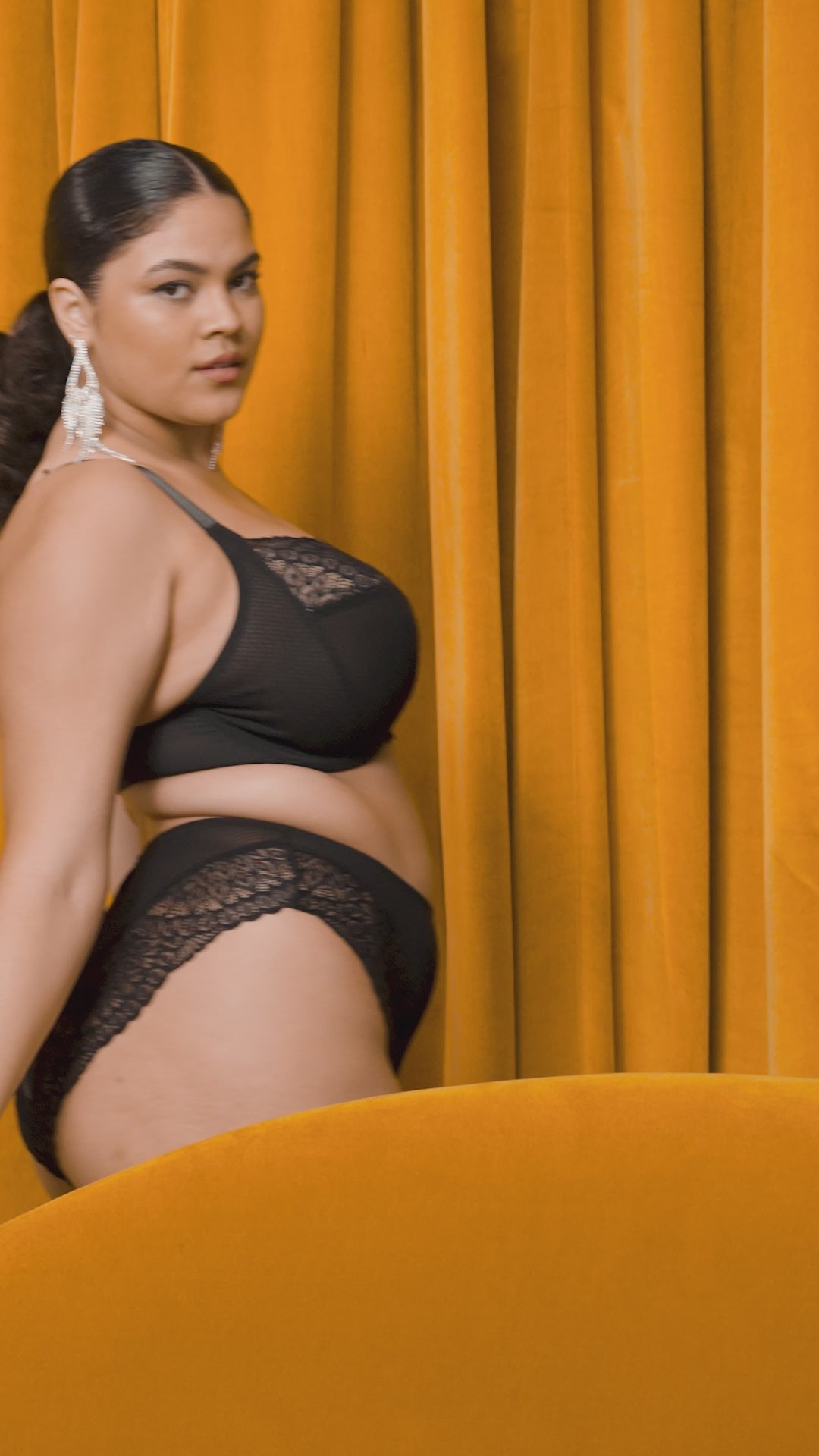 Elomi Tiernie Underwire Stretch Plunge Bra - Black