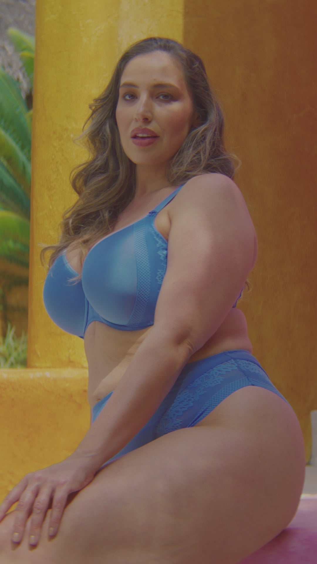 Elomi Nerina Underwired Moulded Spacer Bra - Cornflower