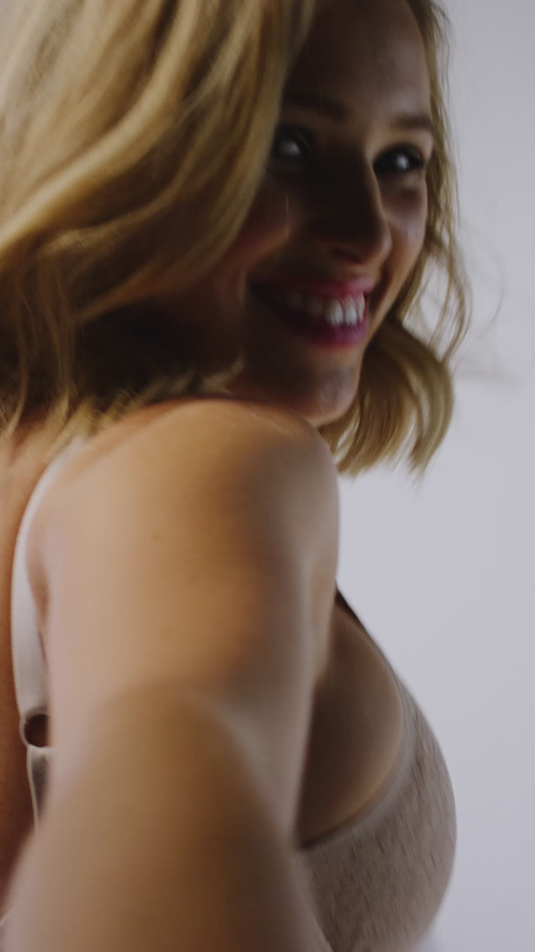 Freya Serenne Underwire Moulded Non-Padded Bra - Natural Beige