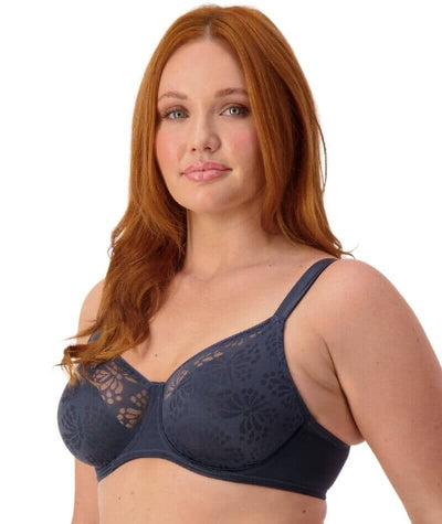 Triumph Lacy Minimizer Bra - Nuit Bras 