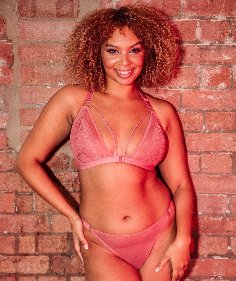 Curvy Kate Front and Centre Wirefree Bralette - Rose Bras 